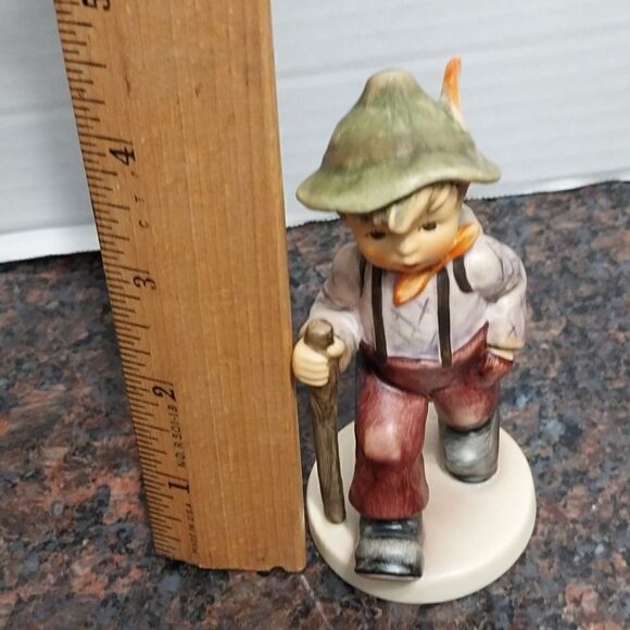 Goebel Figurine "Grandpa's Boy"...EUC - Picture 8 of 8